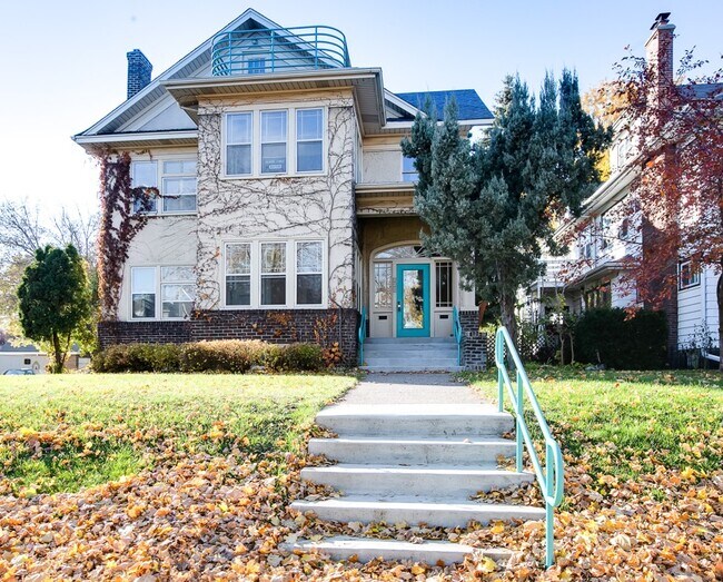 Building Photo - 2450 Blaisdell Ave