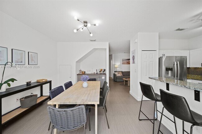 Building Photo - 11613 NW 78th St