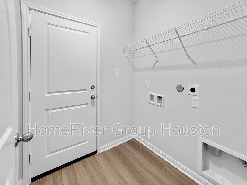 Building Photo - 8942 Ice Quartz Dr