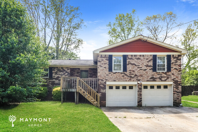 Primary Photo - Bright & Inviting 3-Bedroom Home
