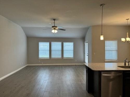 Building Photo - 612 Blue Fish Ct