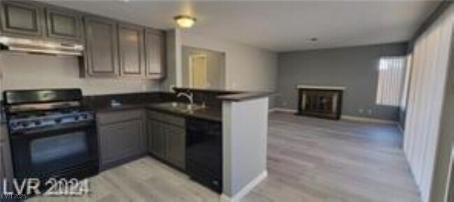 Building Photo - 7508 Parnell Ave