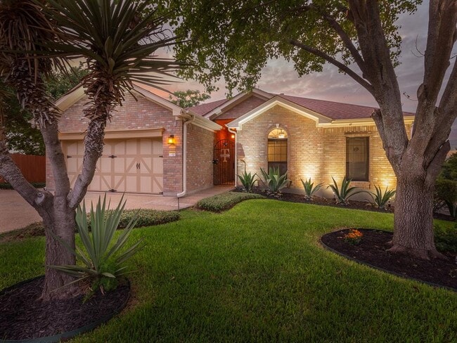 Building Photo - 1900 Red Rock Dr