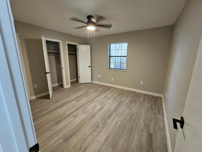 Building Photo - 100 North St