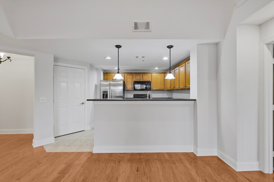 Kitchen - 3201 Aspen Grove Drive