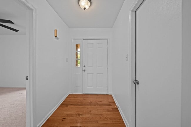 Building Photo - Private Dock Waterfront! Beautiful 3BR/2BA Gem in Fairfield Harbour!