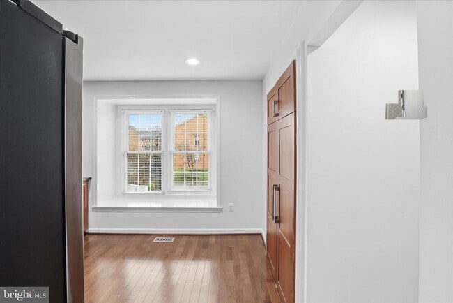 Building Photo - 5118 Woodmire Ln