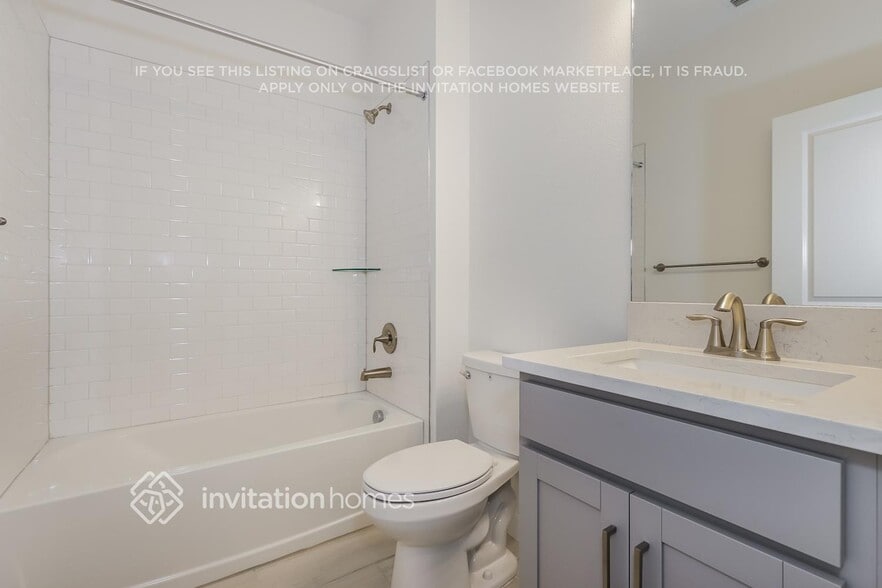 Building Photo - 14220 20th St E