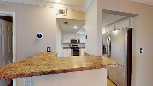 Building Photo - Experience the Ponte Vedra lifestyle in th...