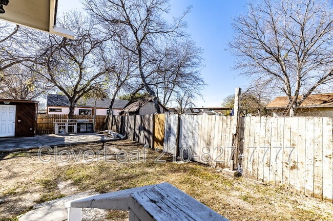 Building Photo - 2114 Jupiter St