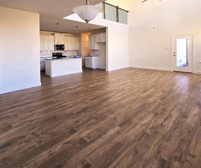Building Photo - 631 Blakelys Wy