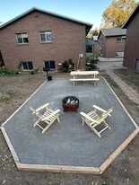 Building Photo - 926 James Ct