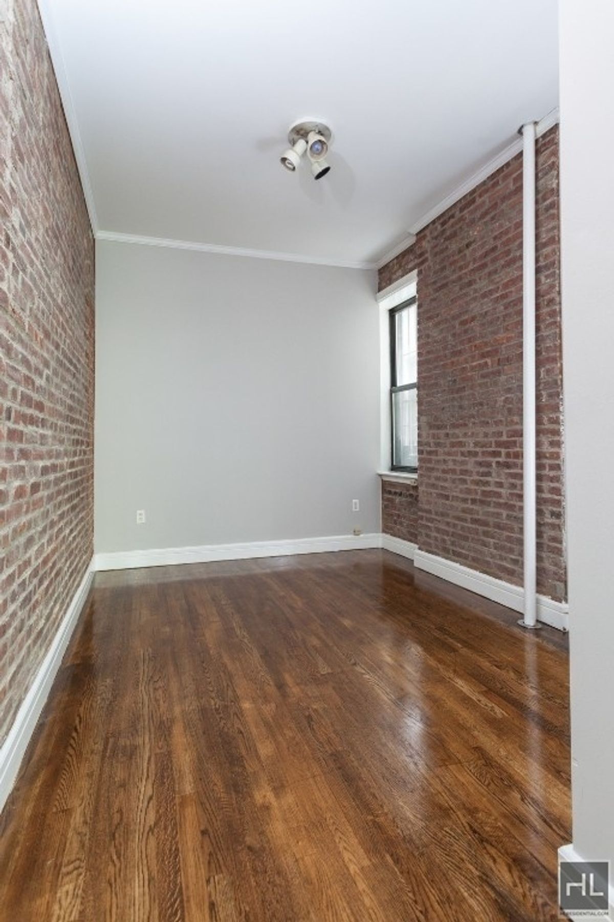 Building Photo - East 18th Street