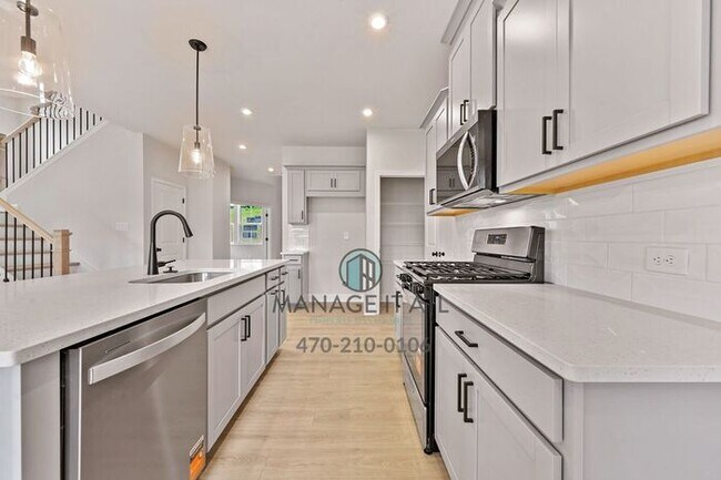 Building Photo - 3112 Ace Blvd