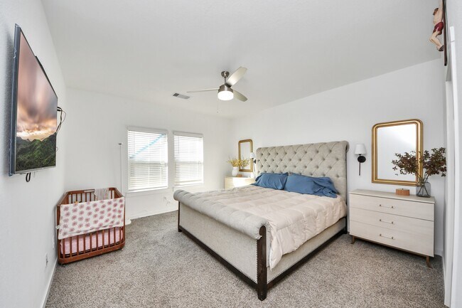 Building Photo - 30119 Gallatin River Ln