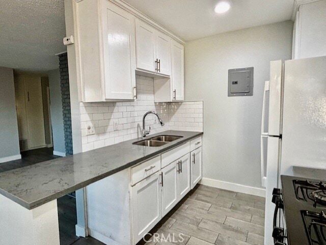 Building Photo - 17092 Emerald Ln