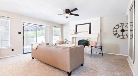 Building Photo - 10112 Sunset Pl