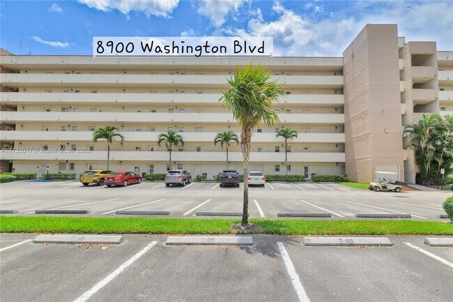 Building Photo - 8900 Washington St