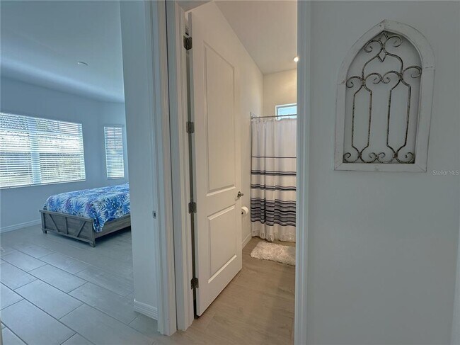 Building Photo - 15172 River Birch Ct