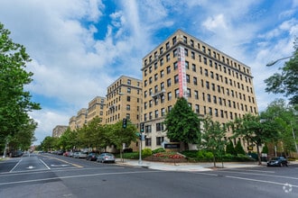 Building Photo - The Argonne