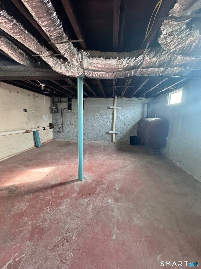 Building Photo - 62 Marne St