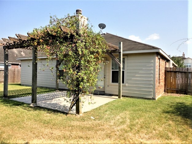 Building Photo - 2606 Slider Ct