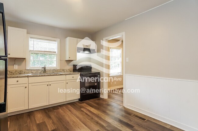 Building Photo - 1009 Ozark Ct