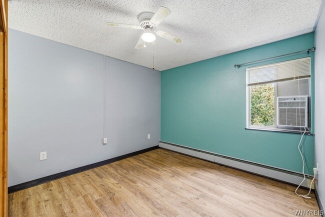 Building Photo - 57 St Johns Parkside