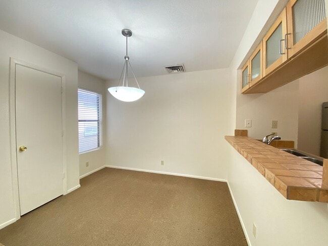 Building Photo - Beautiful Condo at The Reserve