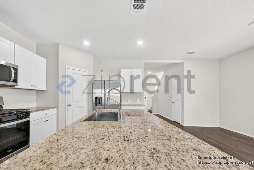 Building Photo - 2885 Wolfcreek