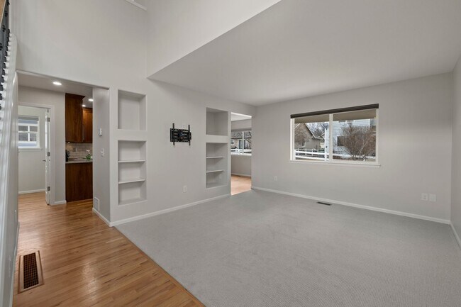 Building Photo - Move-In Ready 4 Bed, 3.5 Bath Home in Prime Loveland Location!