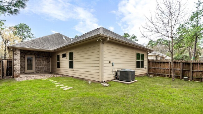 Building Photo - 11226 Glenforest Dr