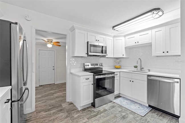 Building Photo - 326 50th Ave N