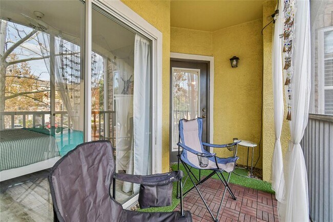 Building Photo - 2405 Courtney Meadows Ct