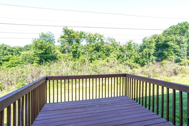 Building Photo - 701-703 Glenstone Dr.