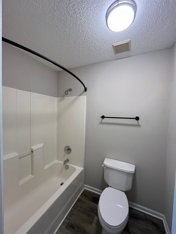 Building Photo - 8216 Christmas Ct