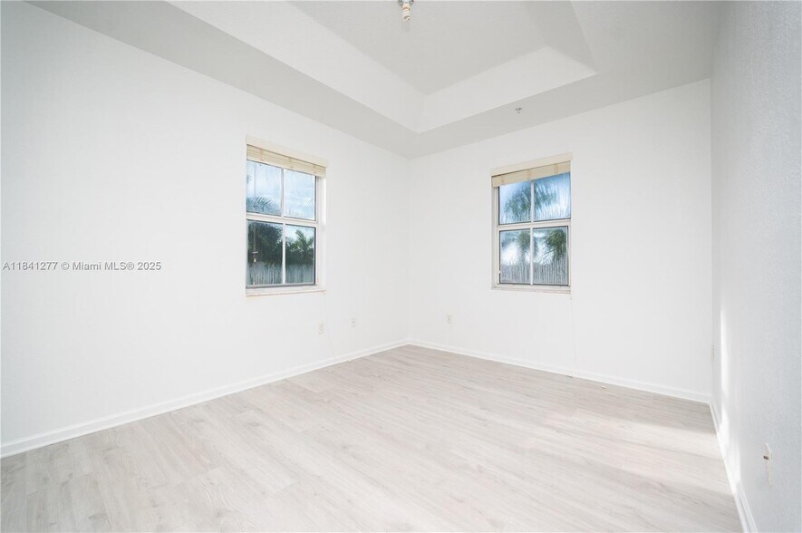 Building Photo - 11501 NW 89th St
