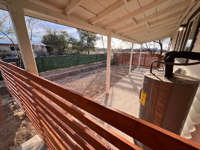 Building Photo - 441 E Brady St