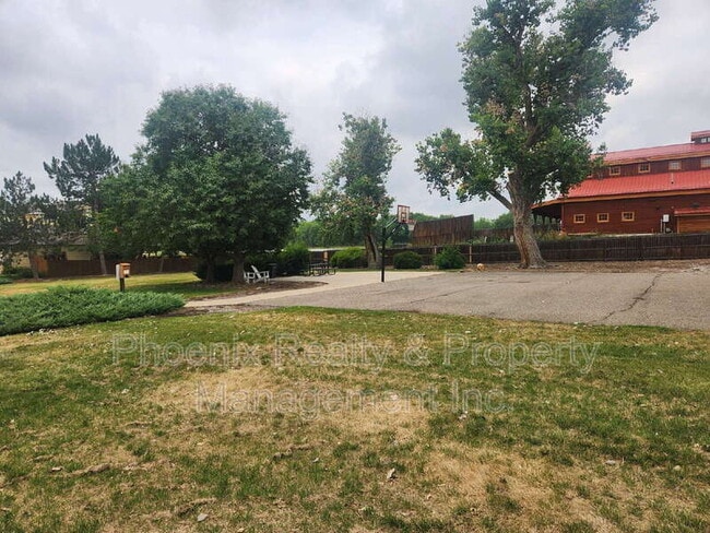 Building Photo - 1306 Lambert Cir