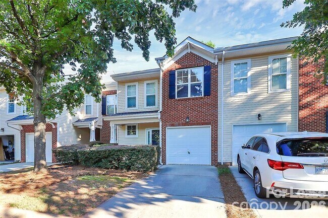Building Photo - 10978 Princeton Village Dr