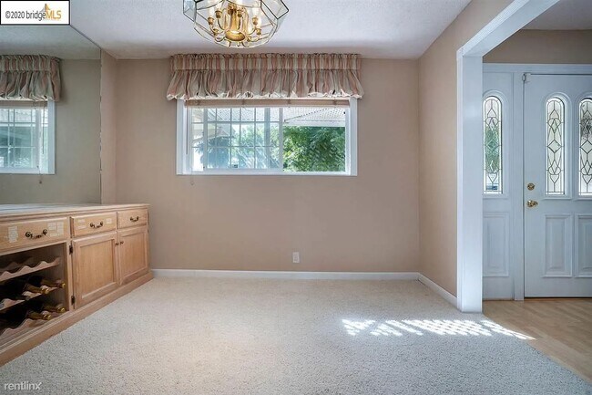 Building Photo - 4 br, 2 bath House - 1537 Heartwood Drive