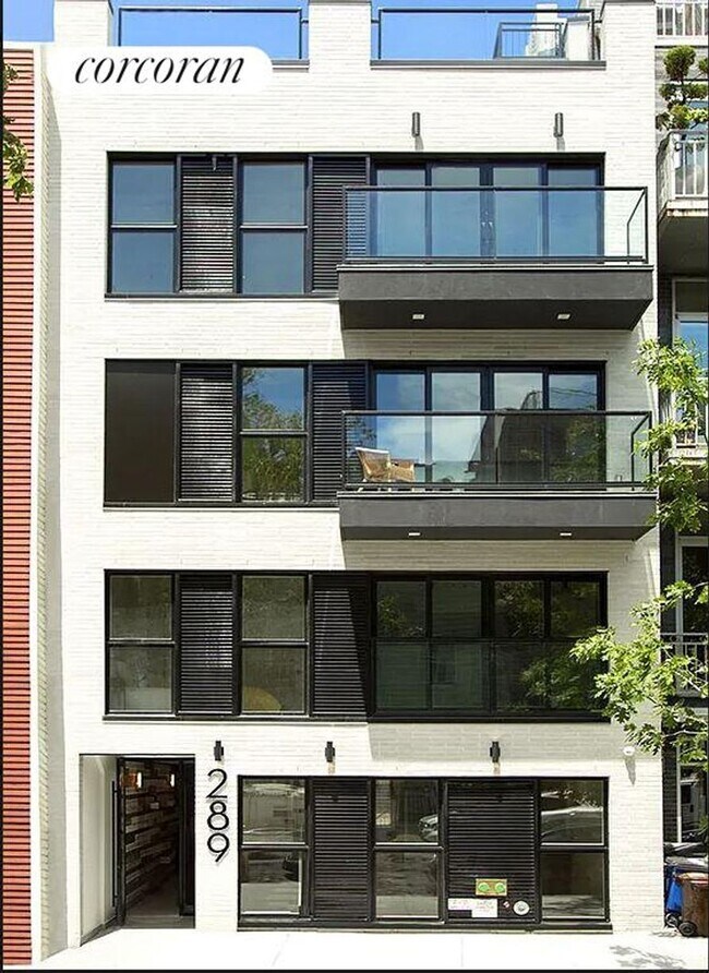 Building Photo - 289 Devoe St