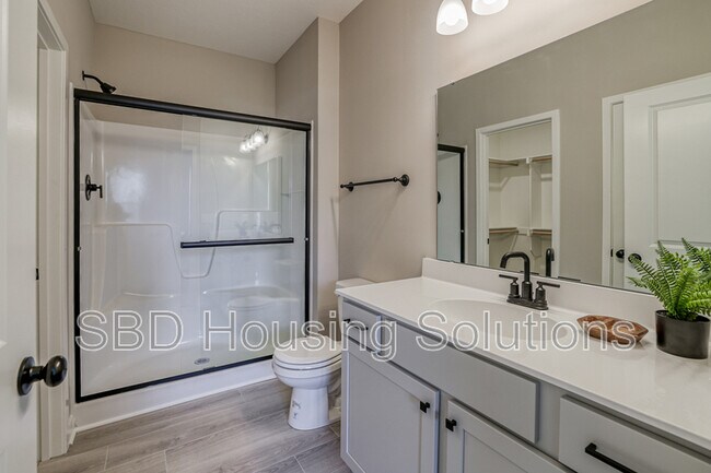 Building Photo - 27313 E Oak View Dr