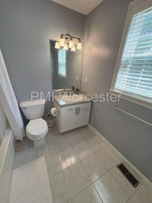 Building Photo - 67 N Quinsigamond Ave