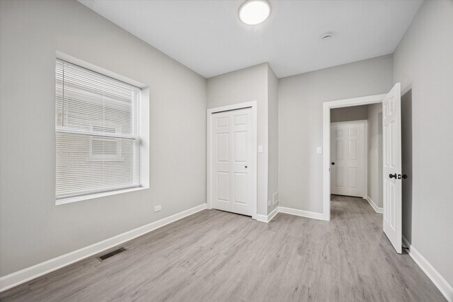 Building Photo - 8018 S Harvard Ave