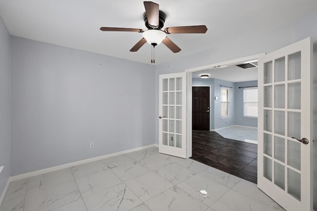 Building Photo - 331 Mantova Dr