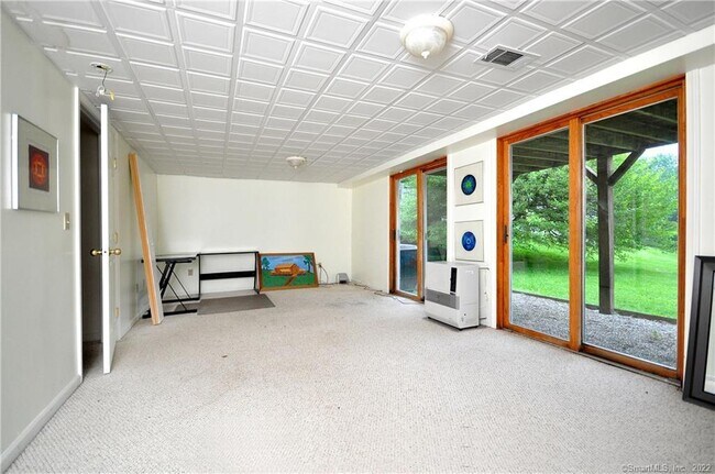 Building Photo - 93 Litchfield Ponds Dr
