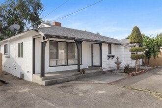 Building Photo - 14724 Strathern St