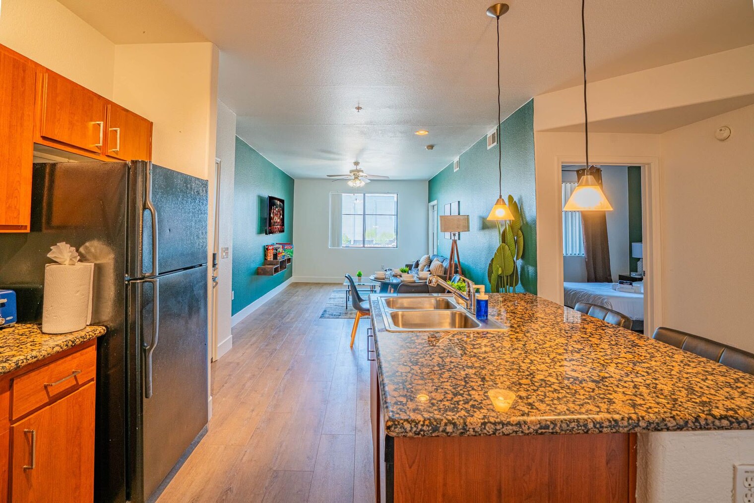 Building Photo - 6610 N 93rd Ave