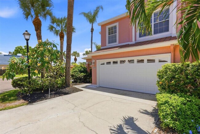 Building Photo - 14510 Alejo Ct